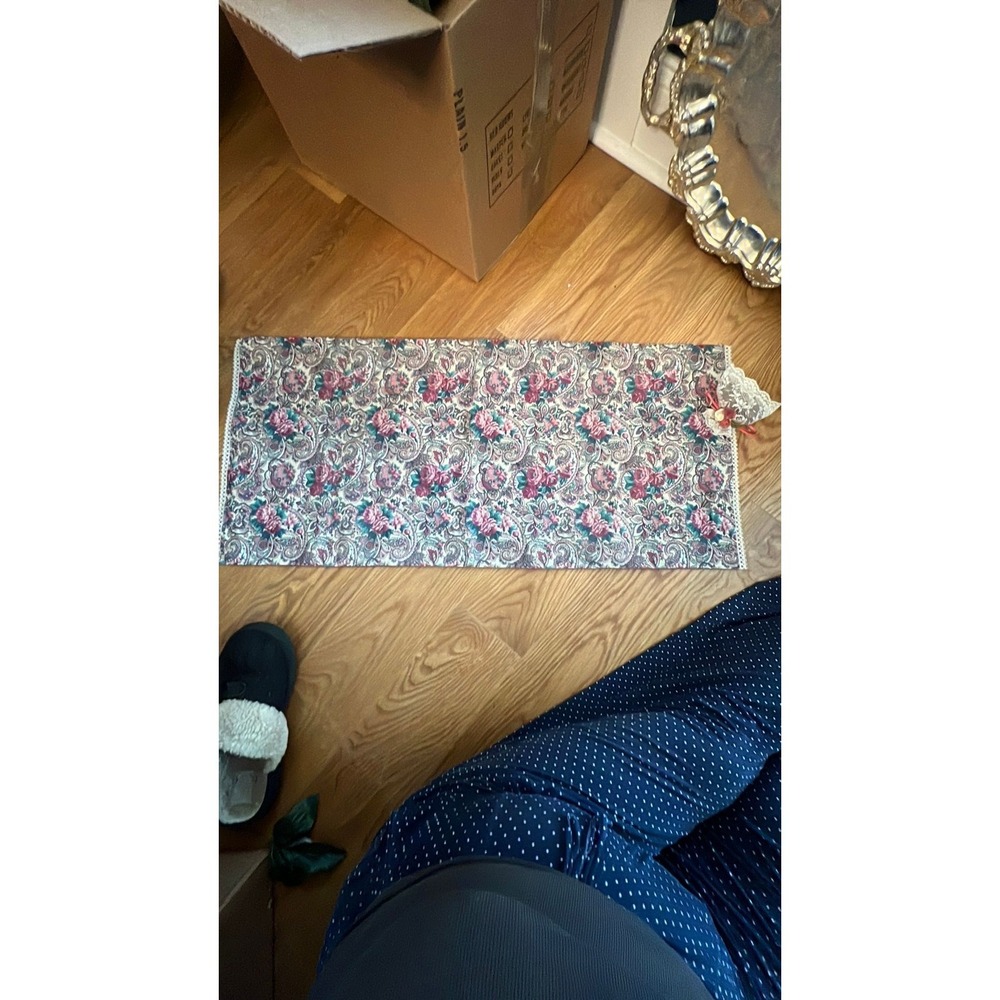 Drawer liner with sachet or table runner
